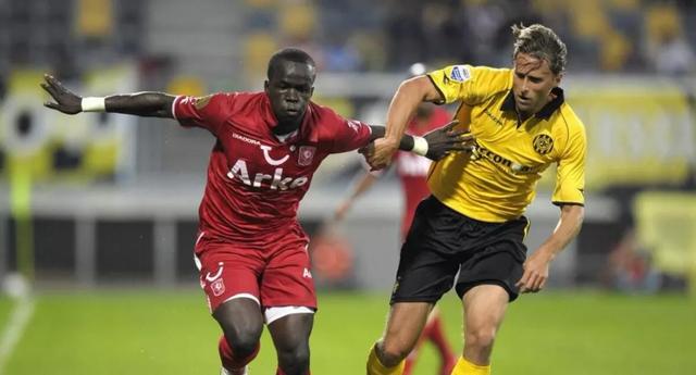 与范迪克形 与范迪克形