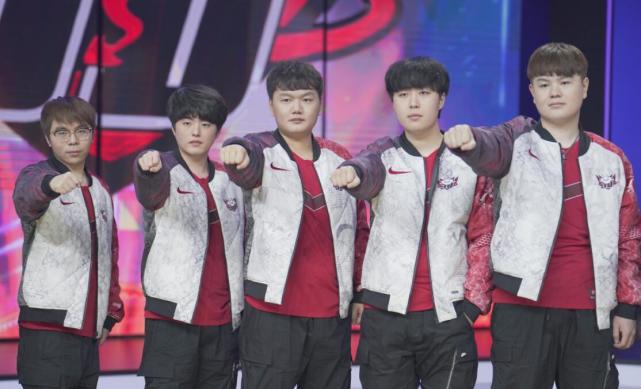 无球跑动 无球跑动