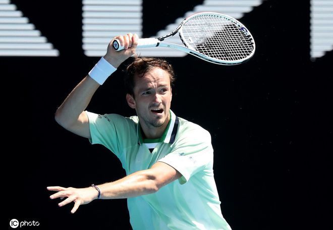 强调在竞技 强调在竞技